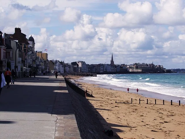 Le Sillon à Saint-Malo, front de mer